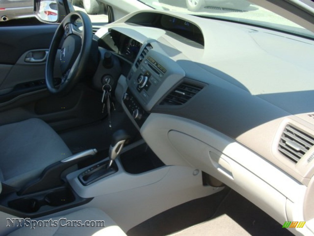 2012 Civic LX Sedan - Crystal Black Pearl / Gray photo #24