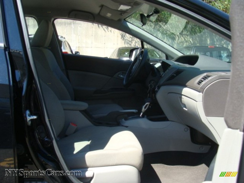 2012 Civic LX Sedan - Crystal Black Pearl / Gray photo #25