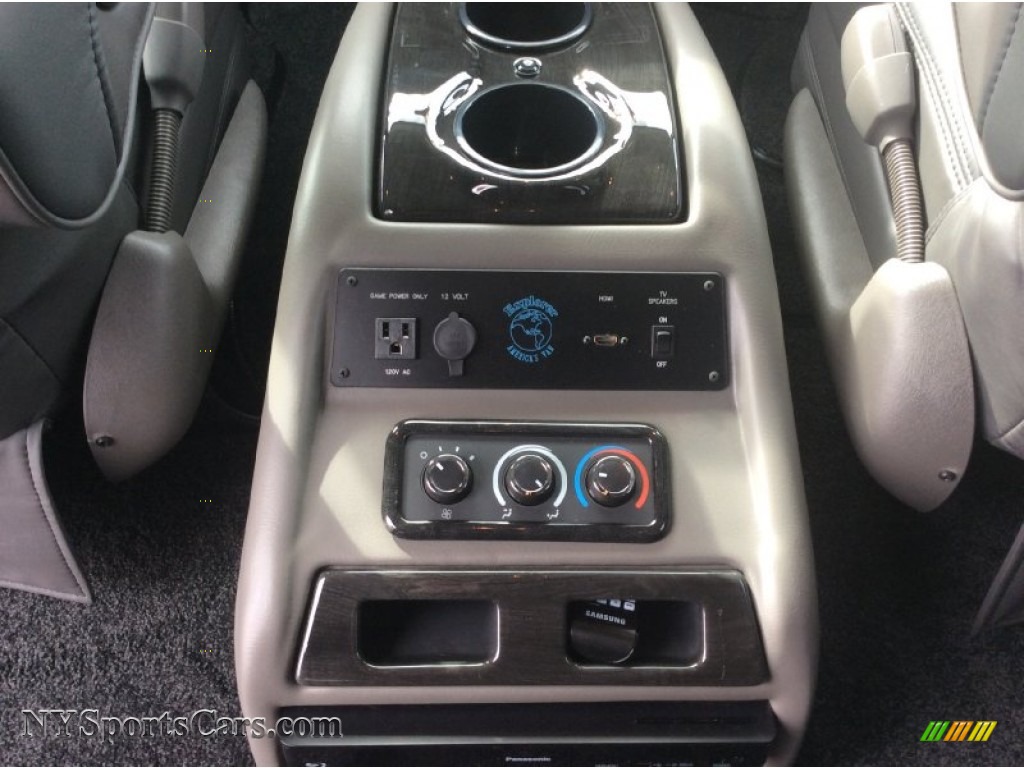 2014 Express 1500 AWD Passenger Conversion - Silver Ice Metallic / Medium Pewter photo #9