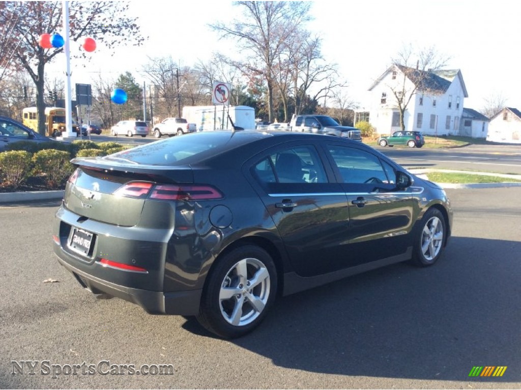 grey volt